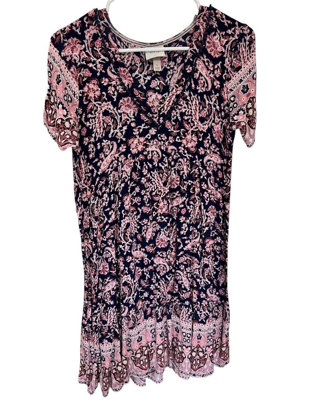Knox Rose Navy and Pink Floral V-Neck Dress